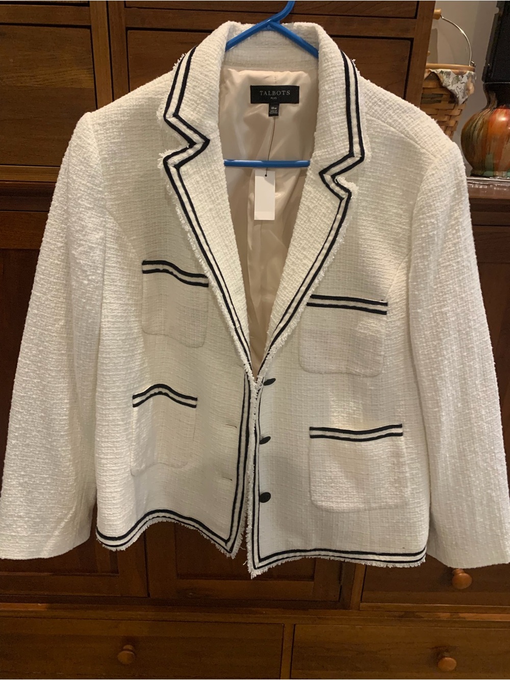 NWT! Talbots Cream Tweed Blazer with Black Trim - Picture 9 of 12